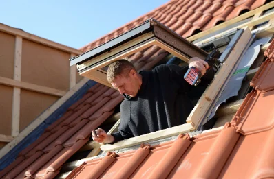 Pose de fenêtres de toit Velux à Touche